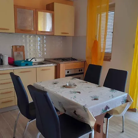 Apartmán 1 Lopar