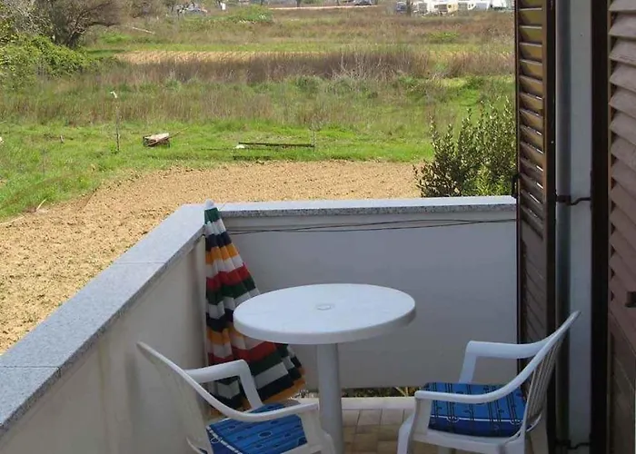 1 Apartment
