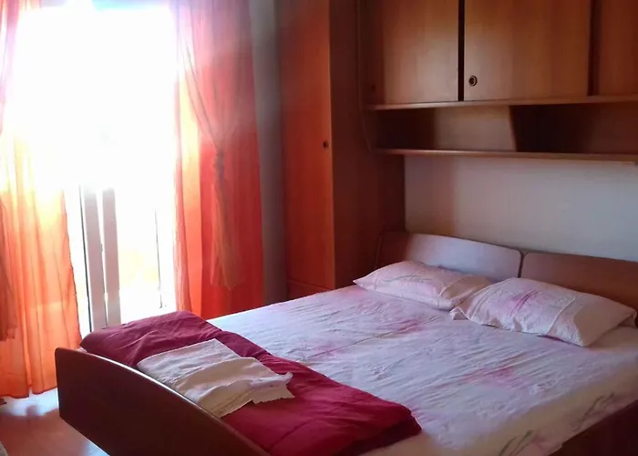 1 Apartment Lopar